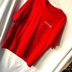 Skypark t shirt
